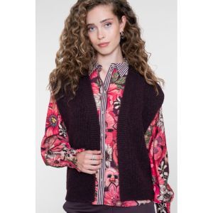 000480 burgundy